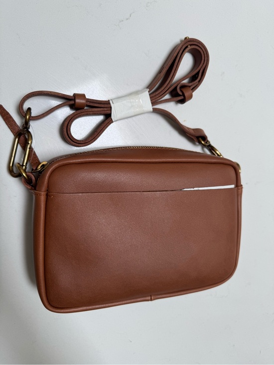 Madewell Handbags - Madewell Transport Brown Leather Crossbody